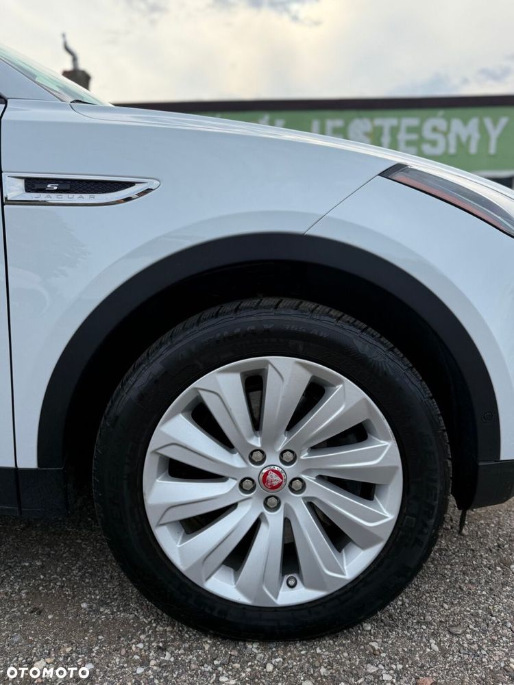 Jaguar F-Pace - 3