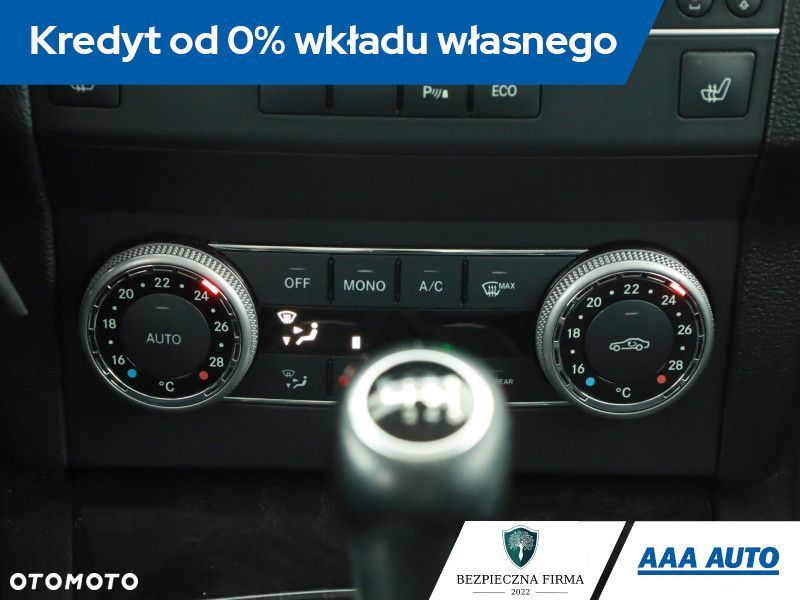 Mercedes-Benz GLK - 13