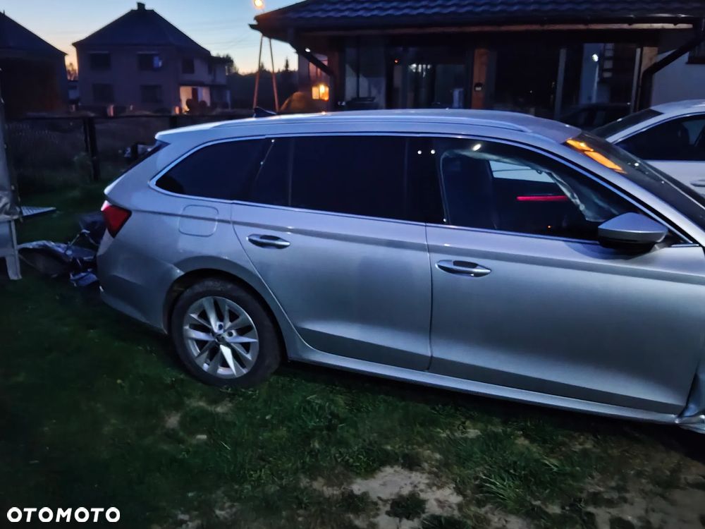 Skoda Octavia 1.5 TSI ACT Ambition - 7
