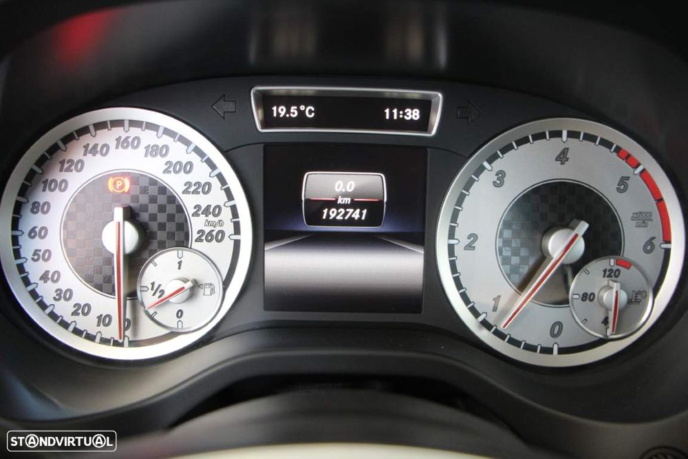 Mercedes-Benz A 200 - 8