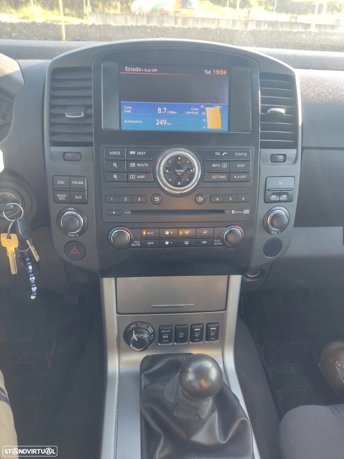 Nissan Navara 2.5 dCi CD LE 4WD - 9