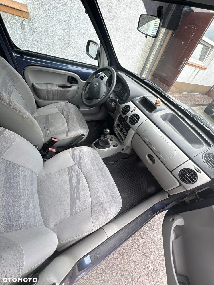 Renault Kangoo 1.6 16V Privilege - 9