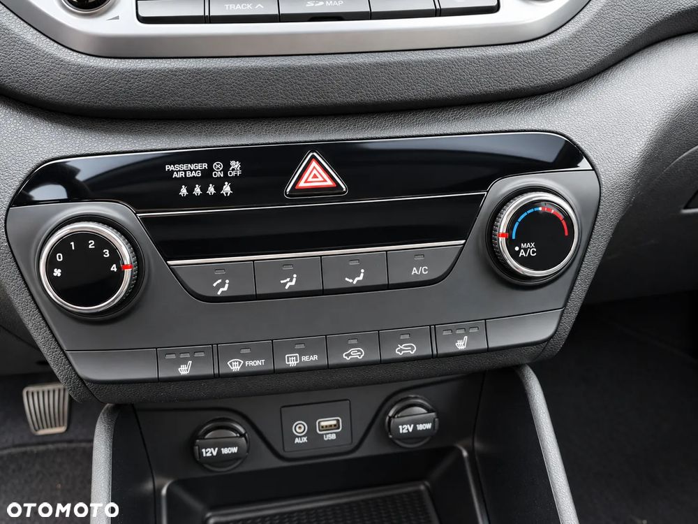 Hyundai Tucson blue 1.6 GDi 2WD Navi - 21