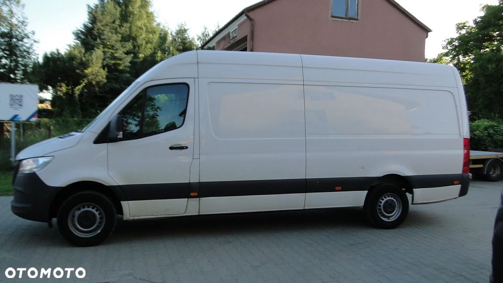 Mercedes-Benz SPRINTER - 8