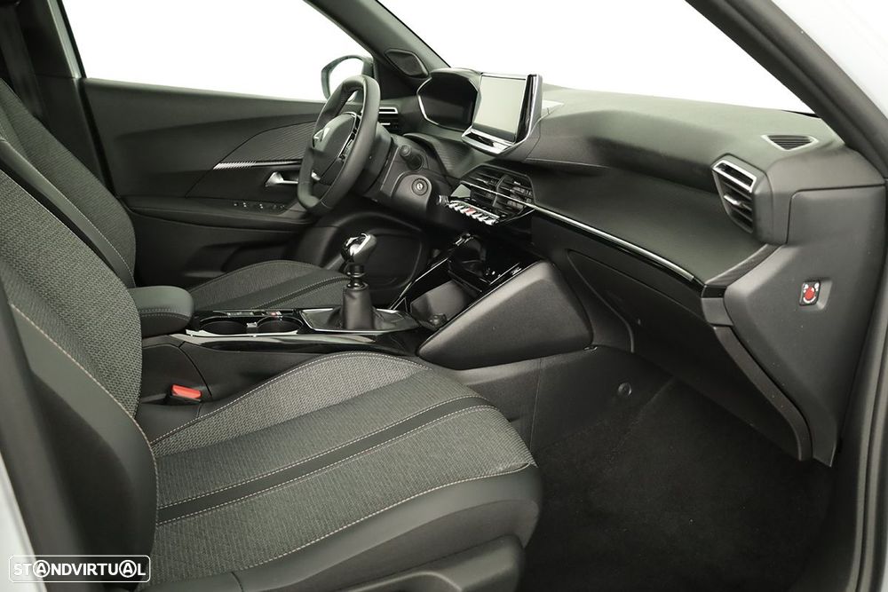 Peugeot 2008 1.2 PureTech Allure - 19