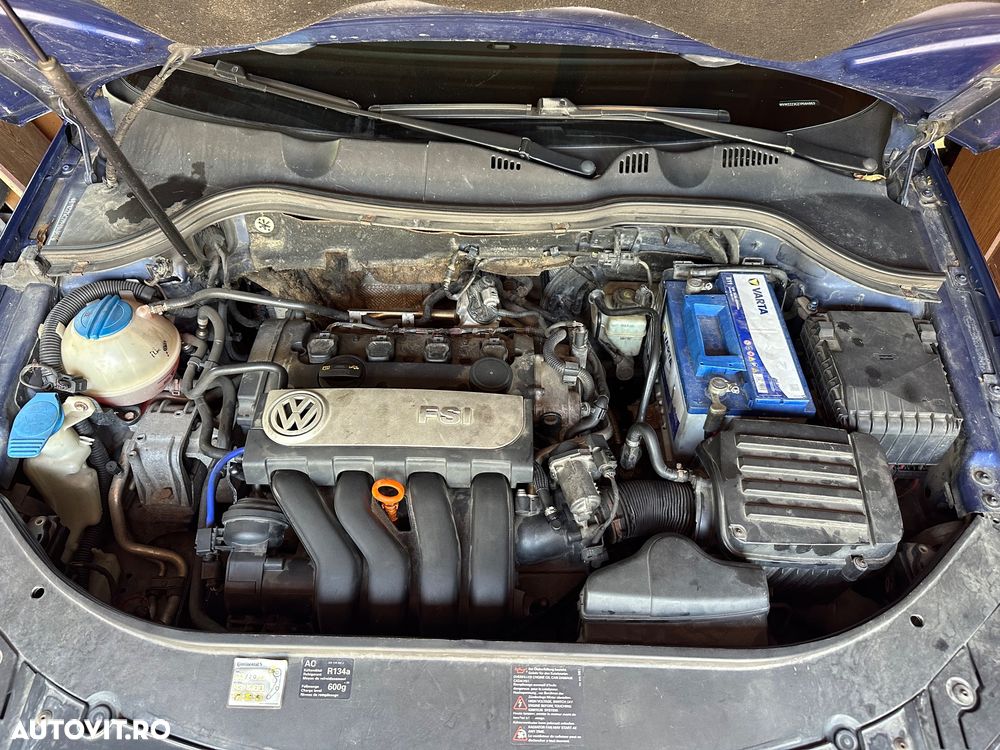 Volkswagen Passat - 14