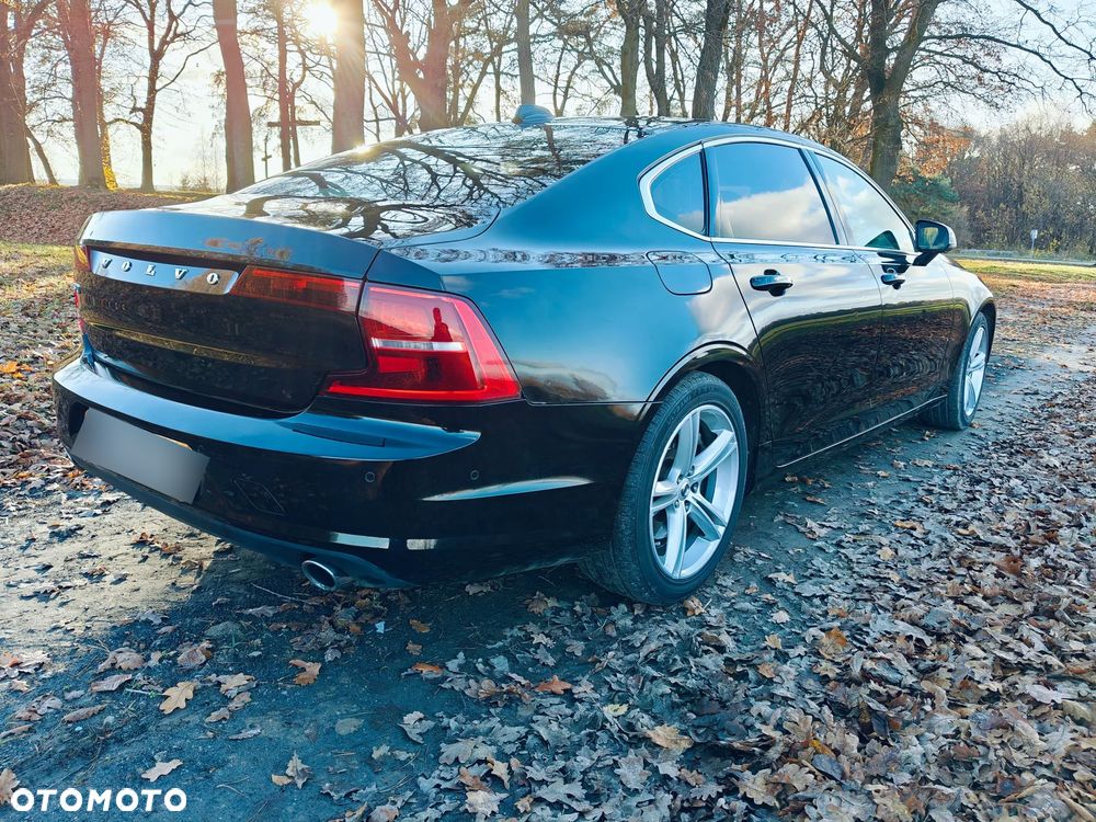 Volvo S90 T5 Momentum - 4