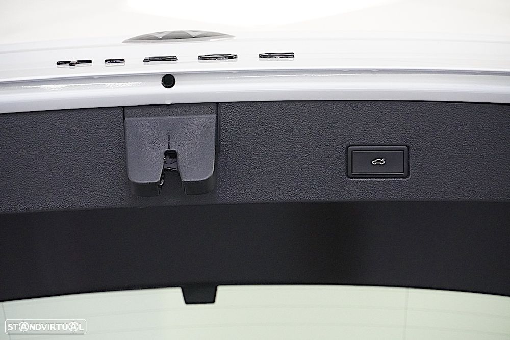 VW T-Roc 1.5 TSI R-Line DSG - 11