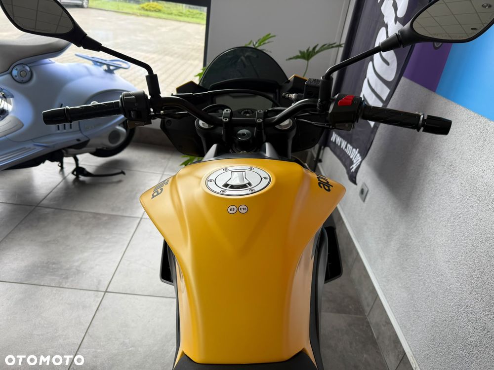 Aprilia Tuono - 11