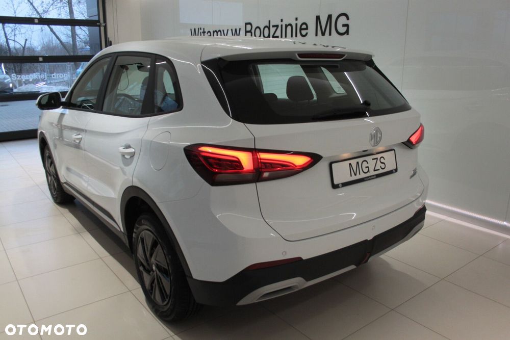 MG ZS - 20