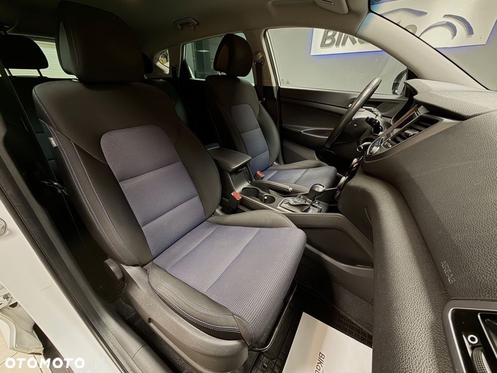 Hyundai Tucson 1.7 CRDI BlueDrive Comfort 2WD DCT - 20