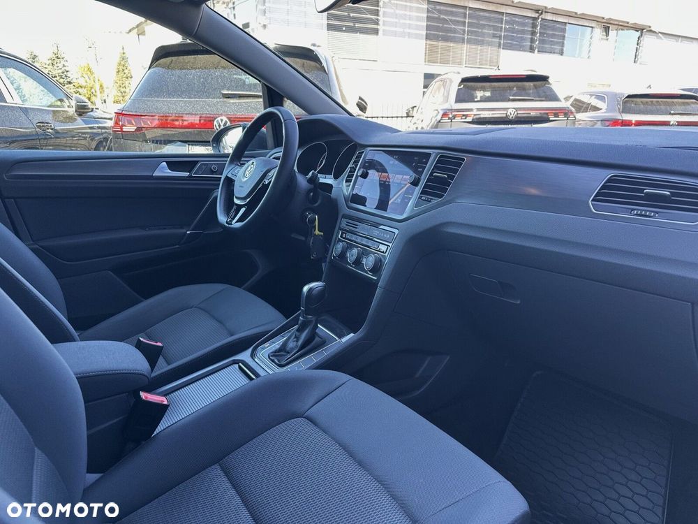 Volkswagen Golf Sportsvan - 10