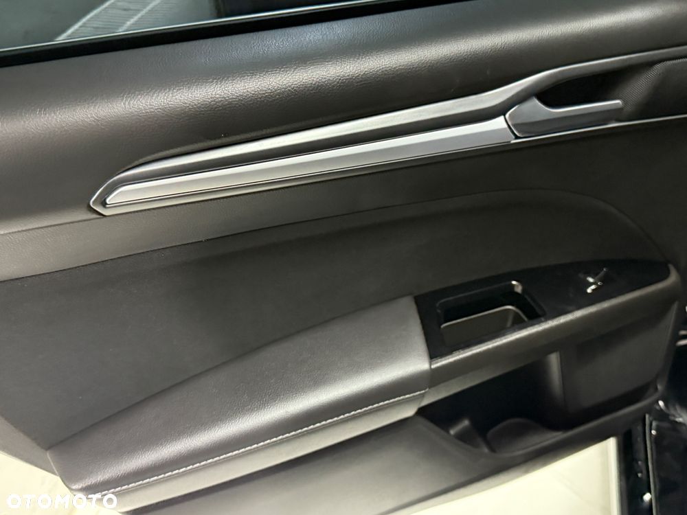 Ford Mondeo 2.0 TDCi Titanium PowerShift - 14