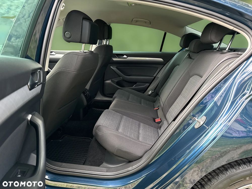 Volkswagen Passat 1.5 TSI EVO Essence DSG - 14