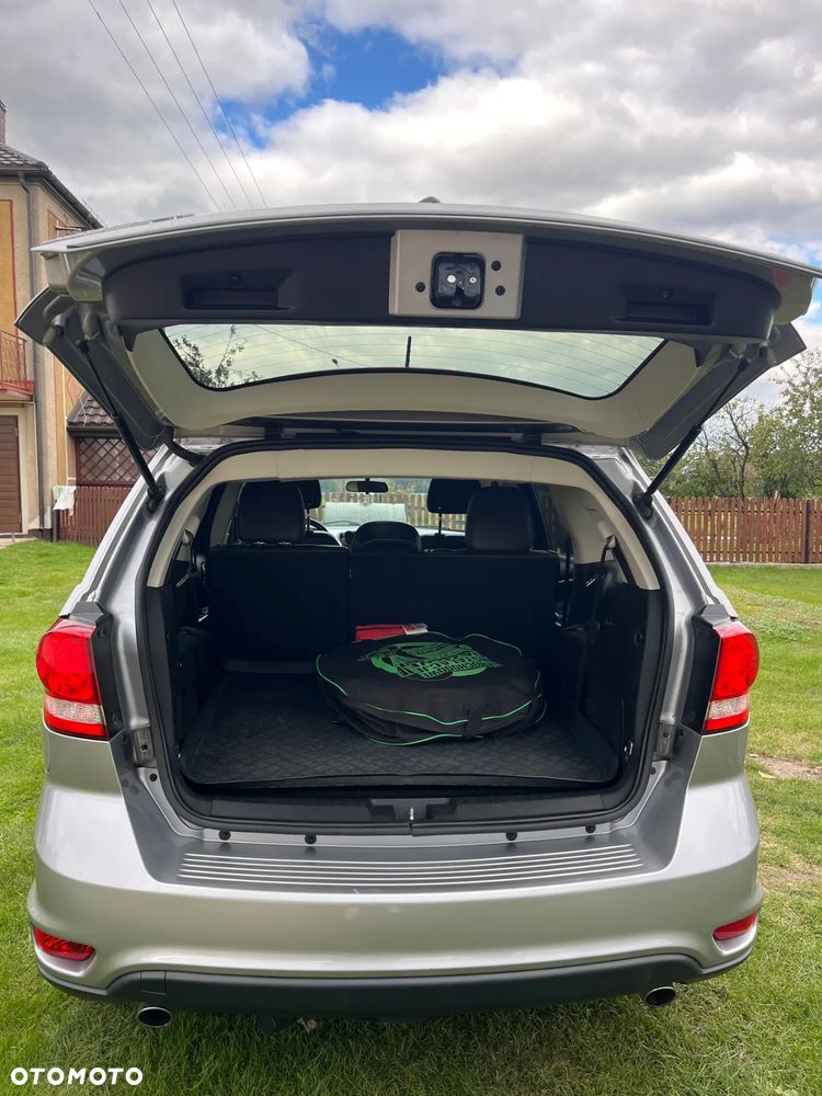 Dodge Journey - 16