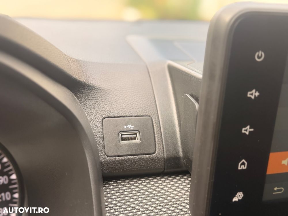 Dacia Jogger 5 locuri TCe 110 Essential - 17