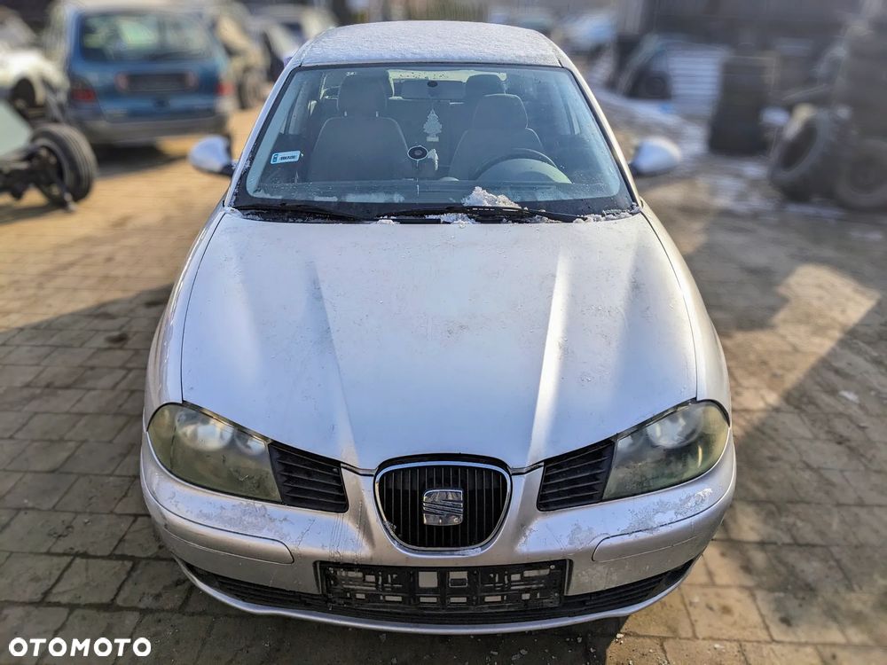 Seat Ibiza III 1.2 benz 47kw 2002 L57W na części - 14