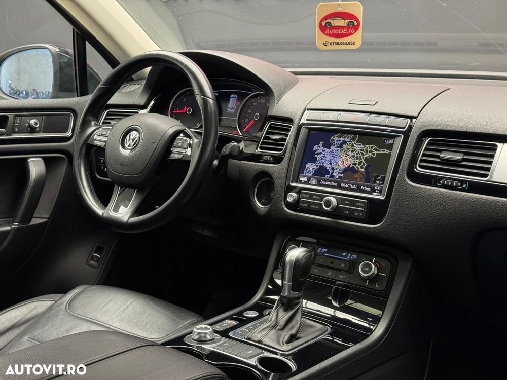 Volkswagen Touareg - 8