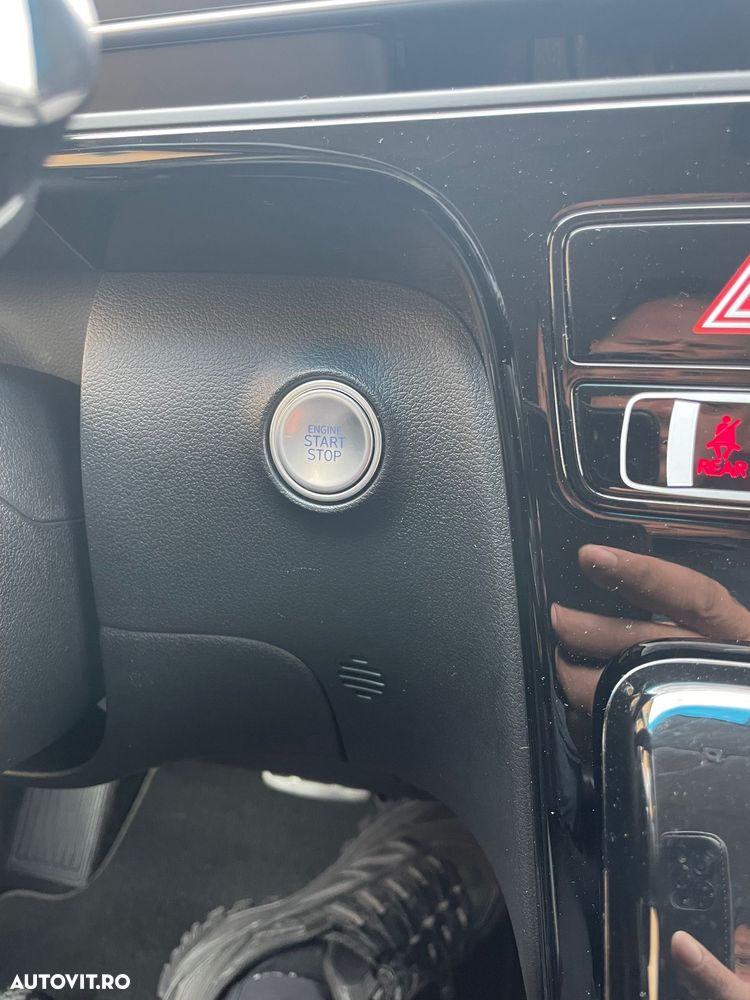 Hyundai Staria 2.2 CRDi Allrad Signature - 17