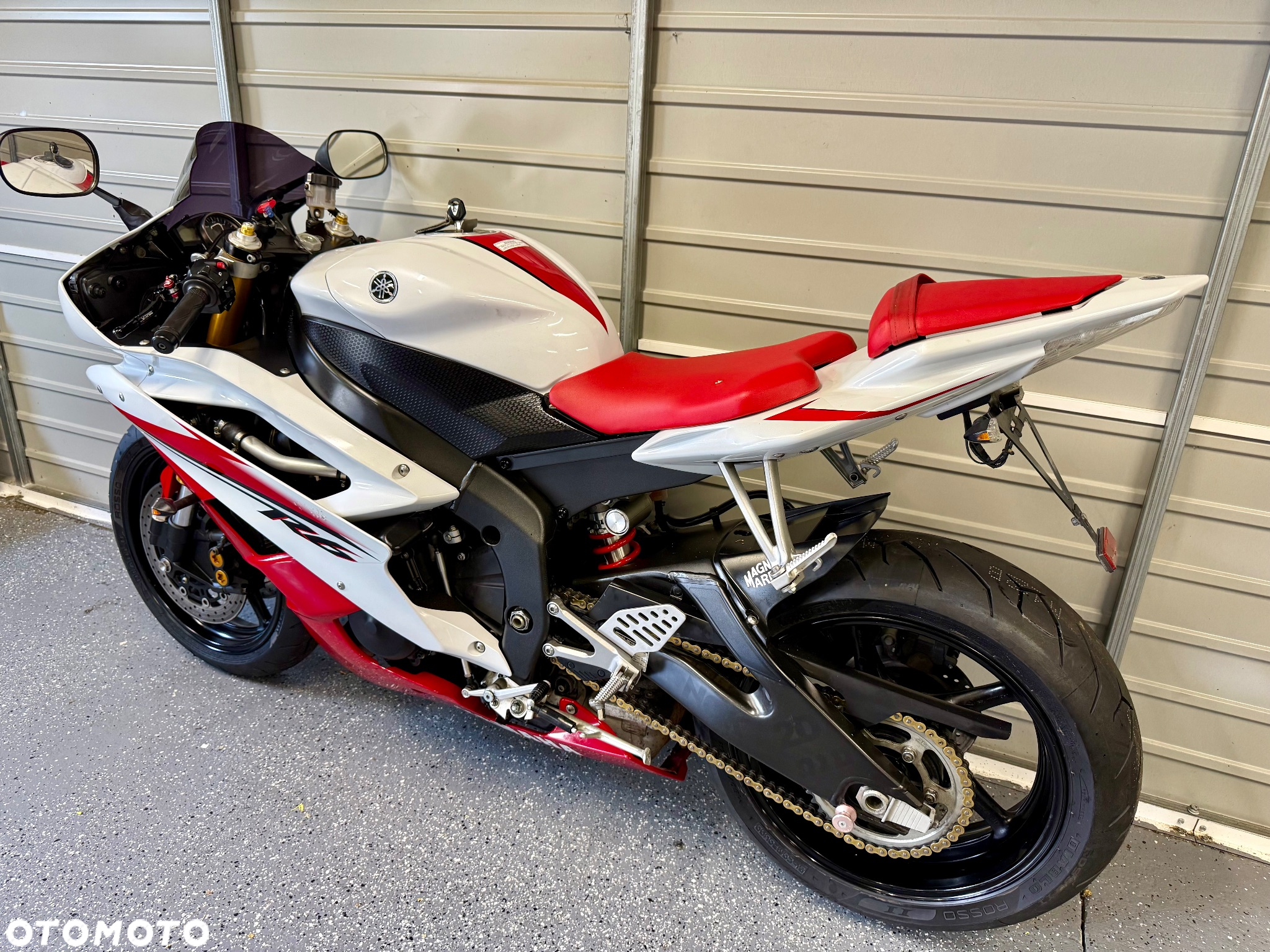 Yamaha R6 - 10