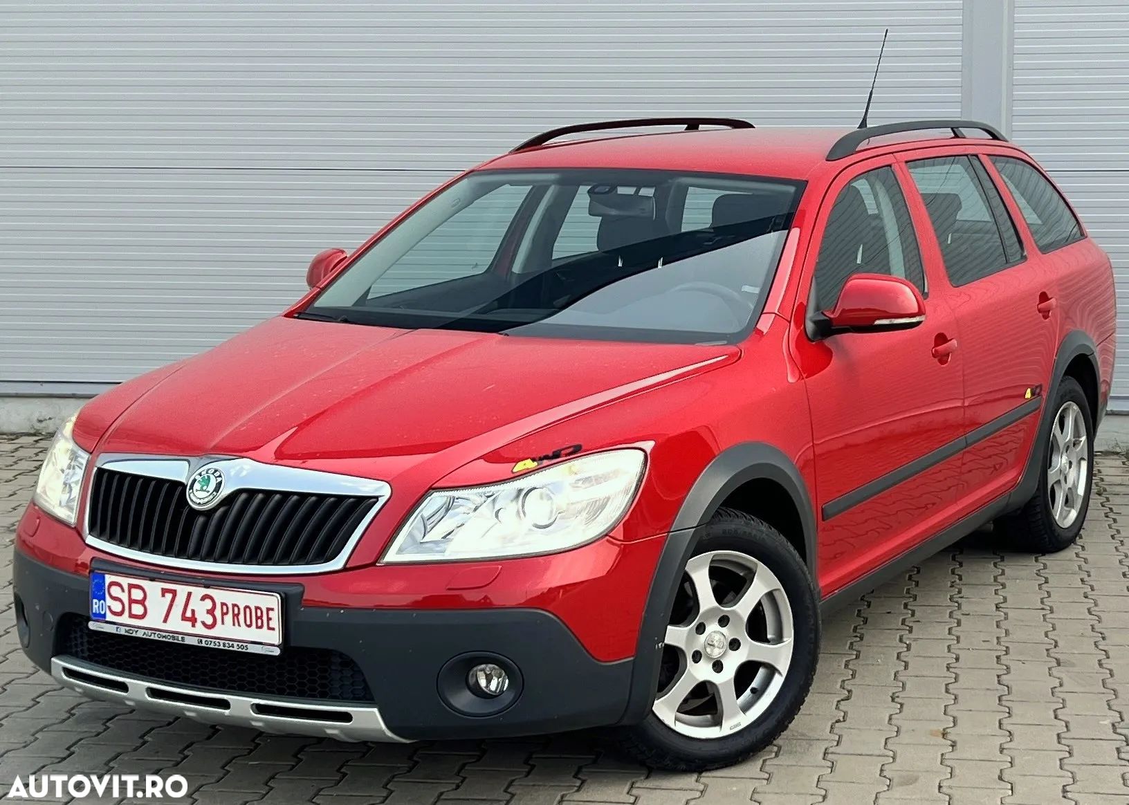 Skoda Octavia Combi 2.0 TDI DPF 4x4 Scout - 1