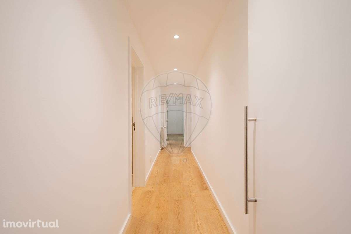 Apartamento T2 para arrendamento - Grande imagem: 2/22