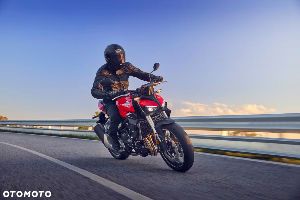 Honda CB - 10