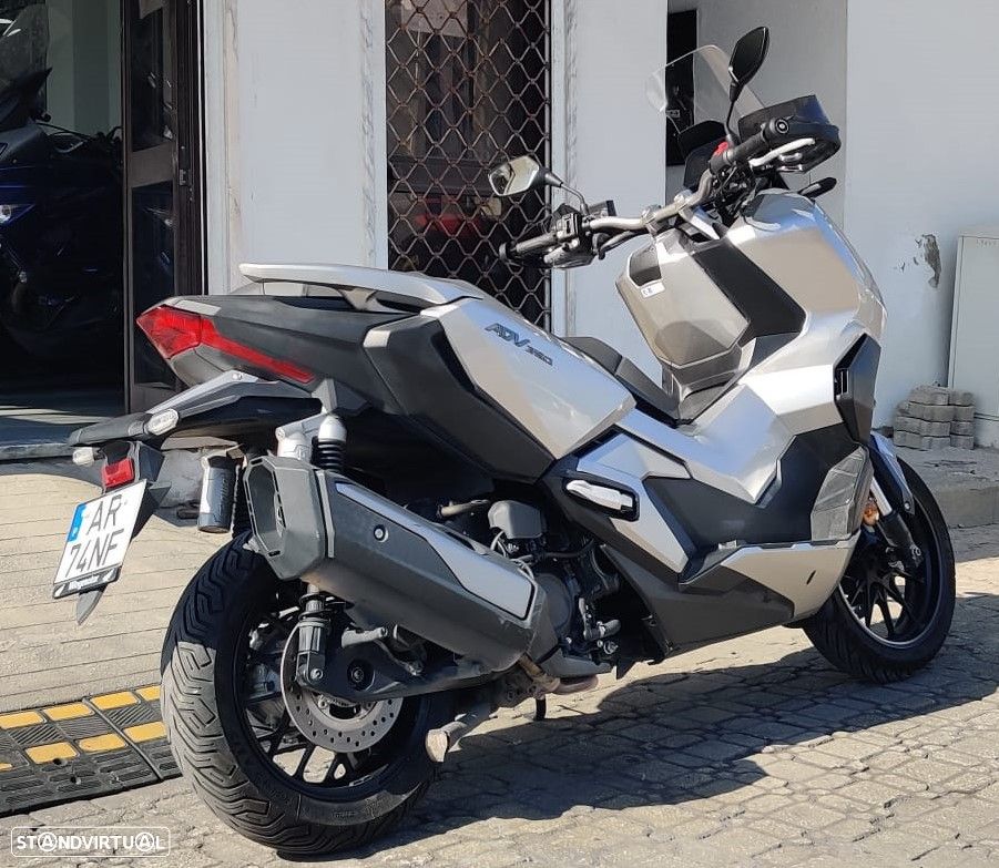 Honda ADV 350  (Carta A2) - 10