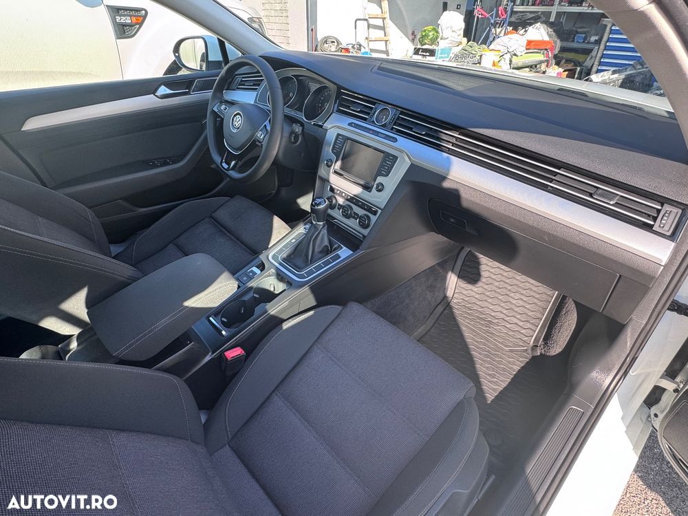 Volkswagen Passat 2.0 TDI Highline - 6