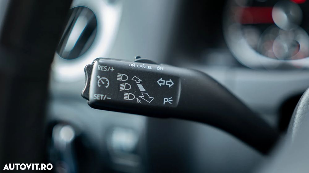 Volkswagen Tiguan 2.0 TDI DPF 4Motion DSG Sport & Style - 15