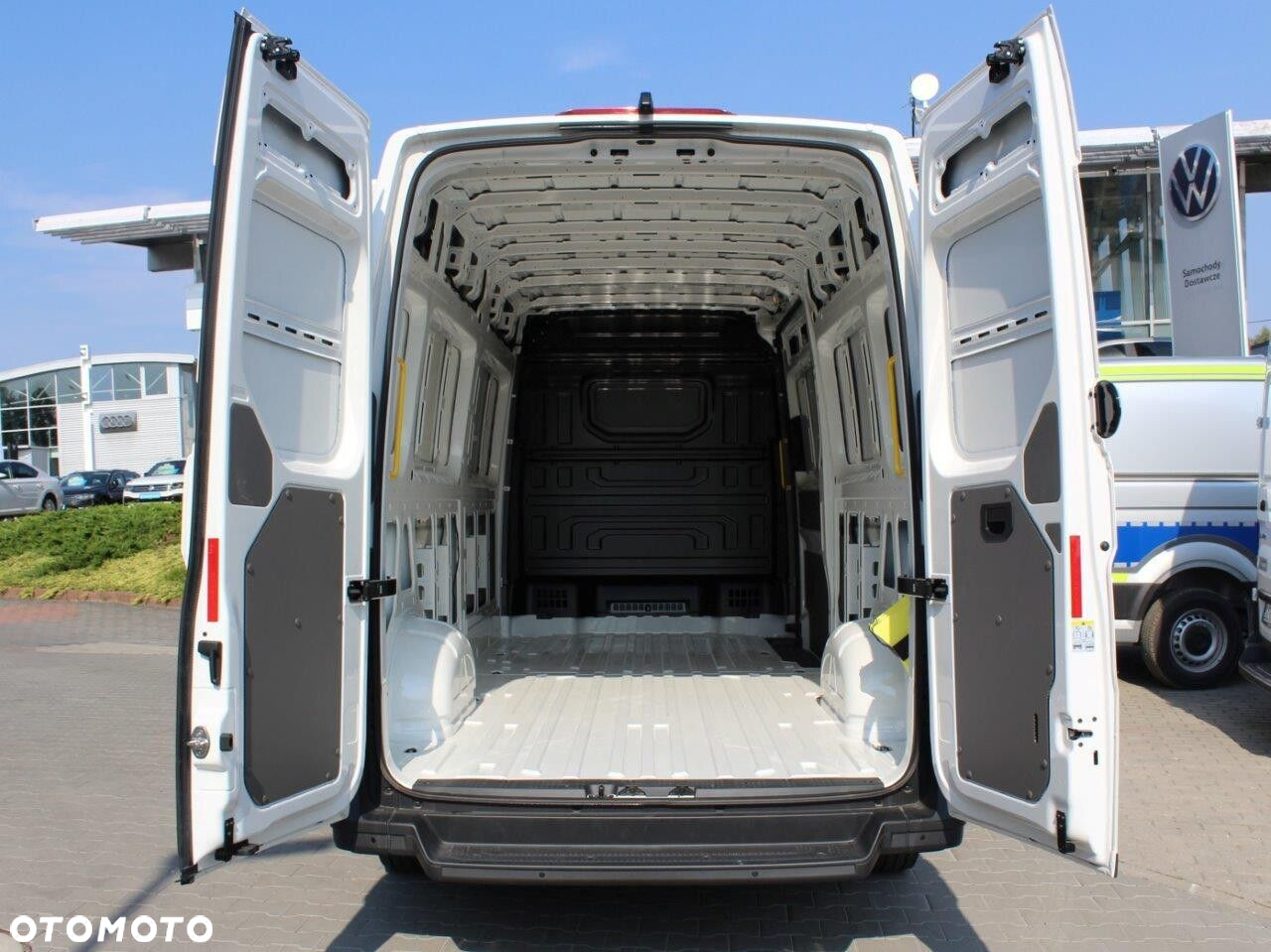 Volkswagen Crafter 2.0 TDI Manual - 9