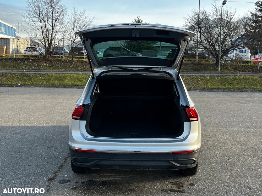 Volkswagen Tiguan - 24