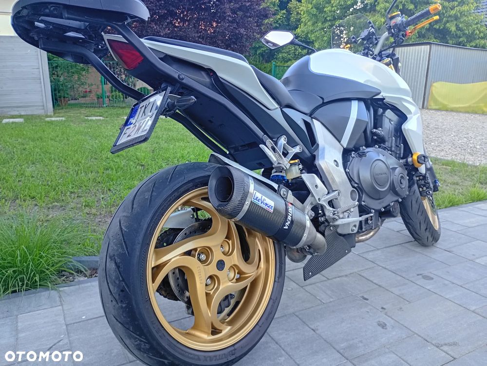 Honda CB - 8