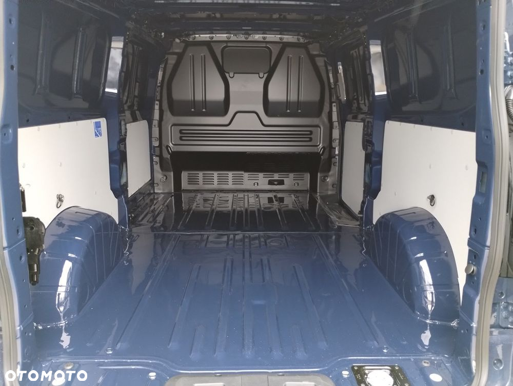 Volkswagen Transporter - 9