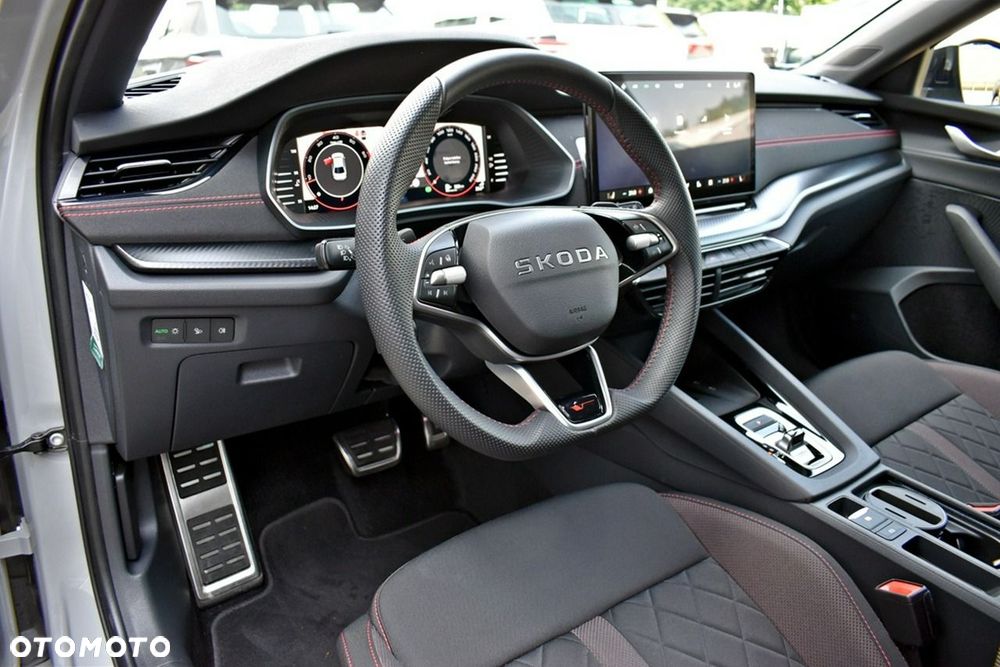 Skoda Octavia 2.0 TSI RS DSG - 17