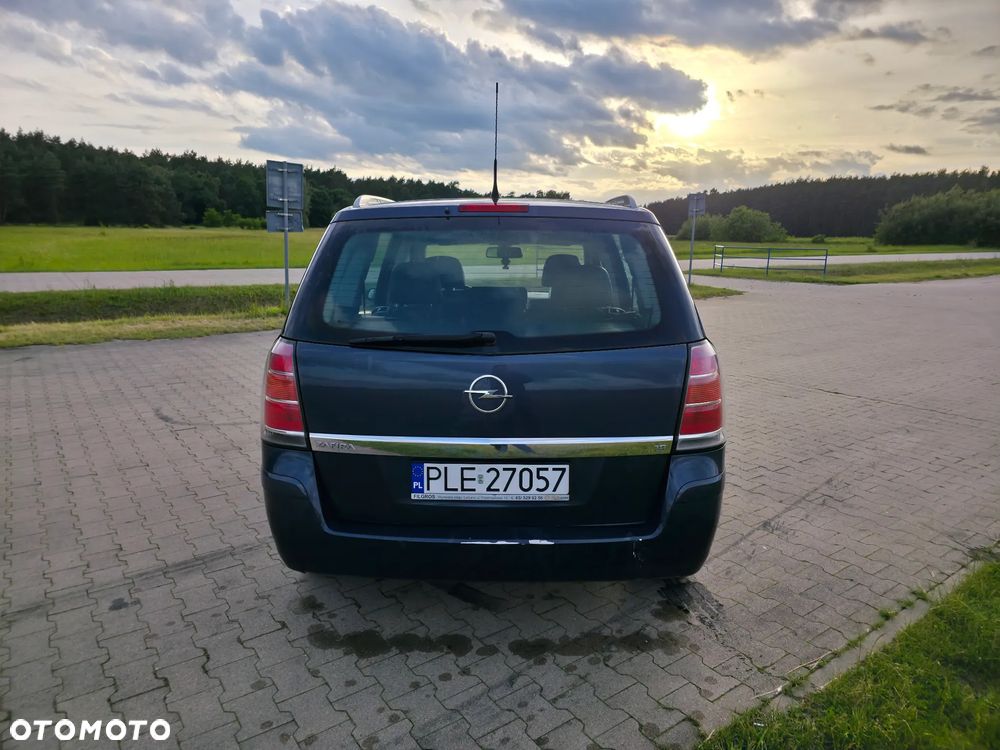 Opel Zafira 1.8 Enjoy - 6