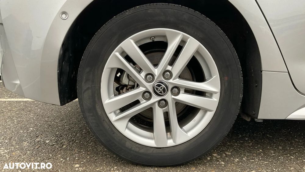 Toyota Corolla 1.8 HSD Dynamic - 10