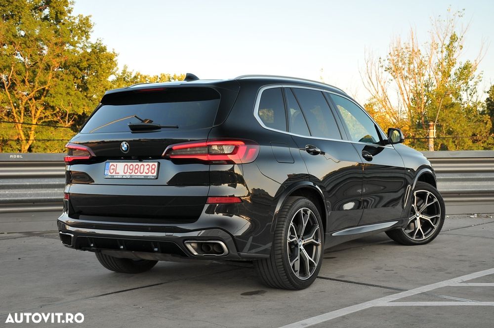 BMW X5 M M50i - 7