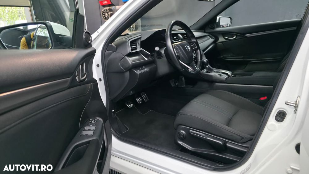 Honda Civic 1.0 i-VTEC Turbo Elegance - 10