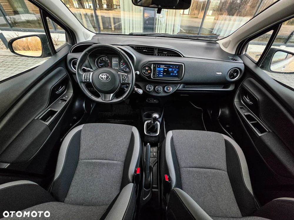 Toyota Yaris 1.5 Active - 18