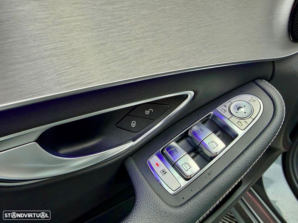 Mercedes-Benz C 300 de AMG Line - 14