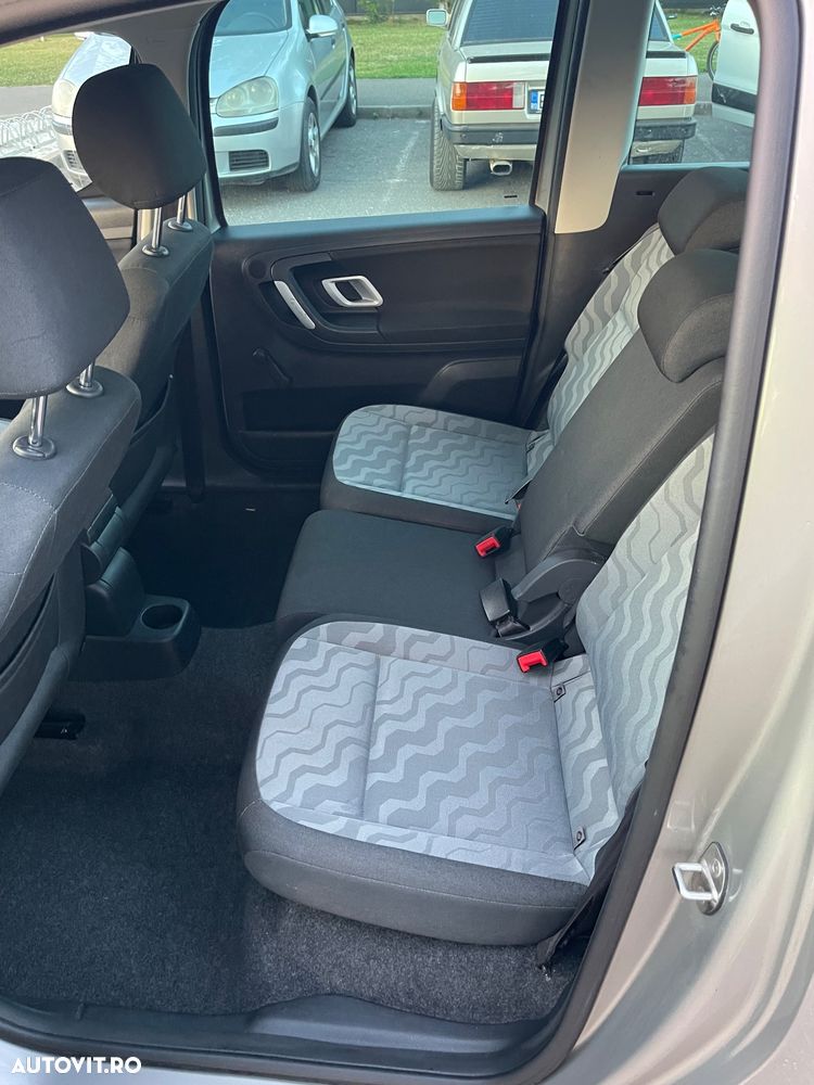 Skoda Roomster 1.4 Style - 8