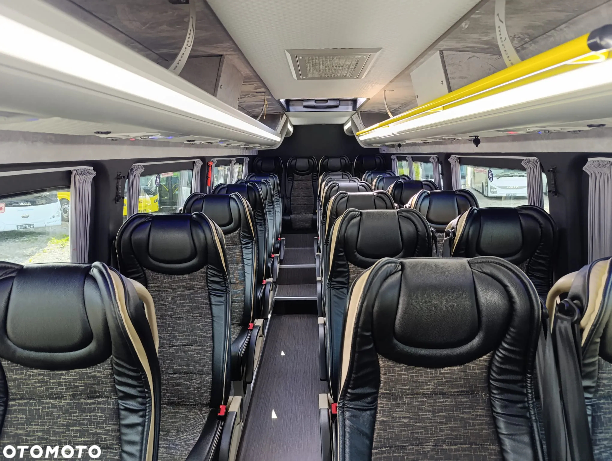 Mercedes-Benz Sprinter 517 - 20