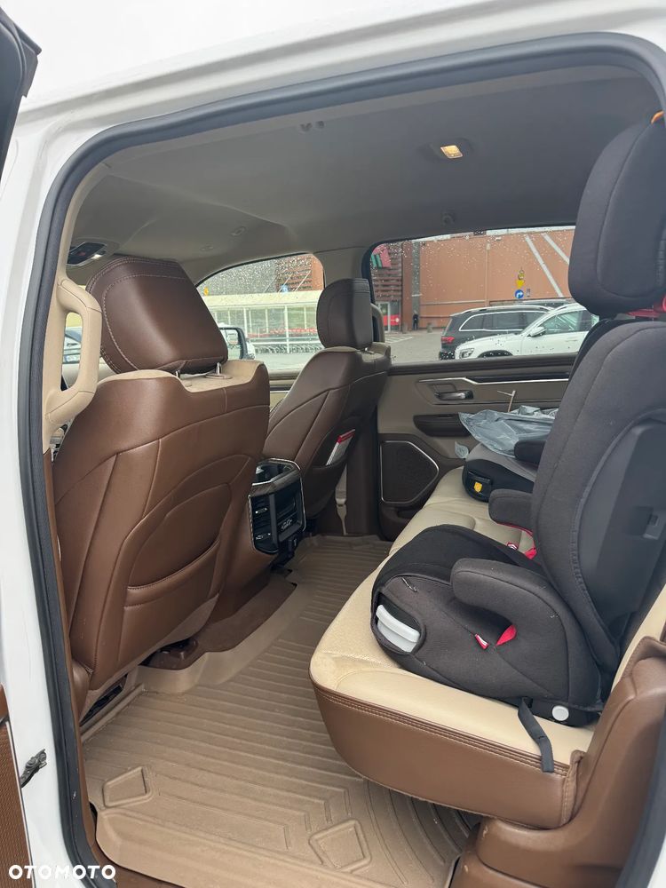 Dodge RAM 1500 5.7 4x4 - 6