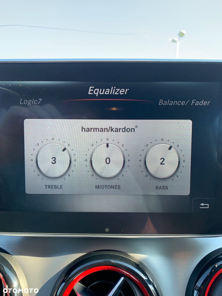 Mercedes-Benz CLA 45 AMG 4Matic 7G-DCT - 21