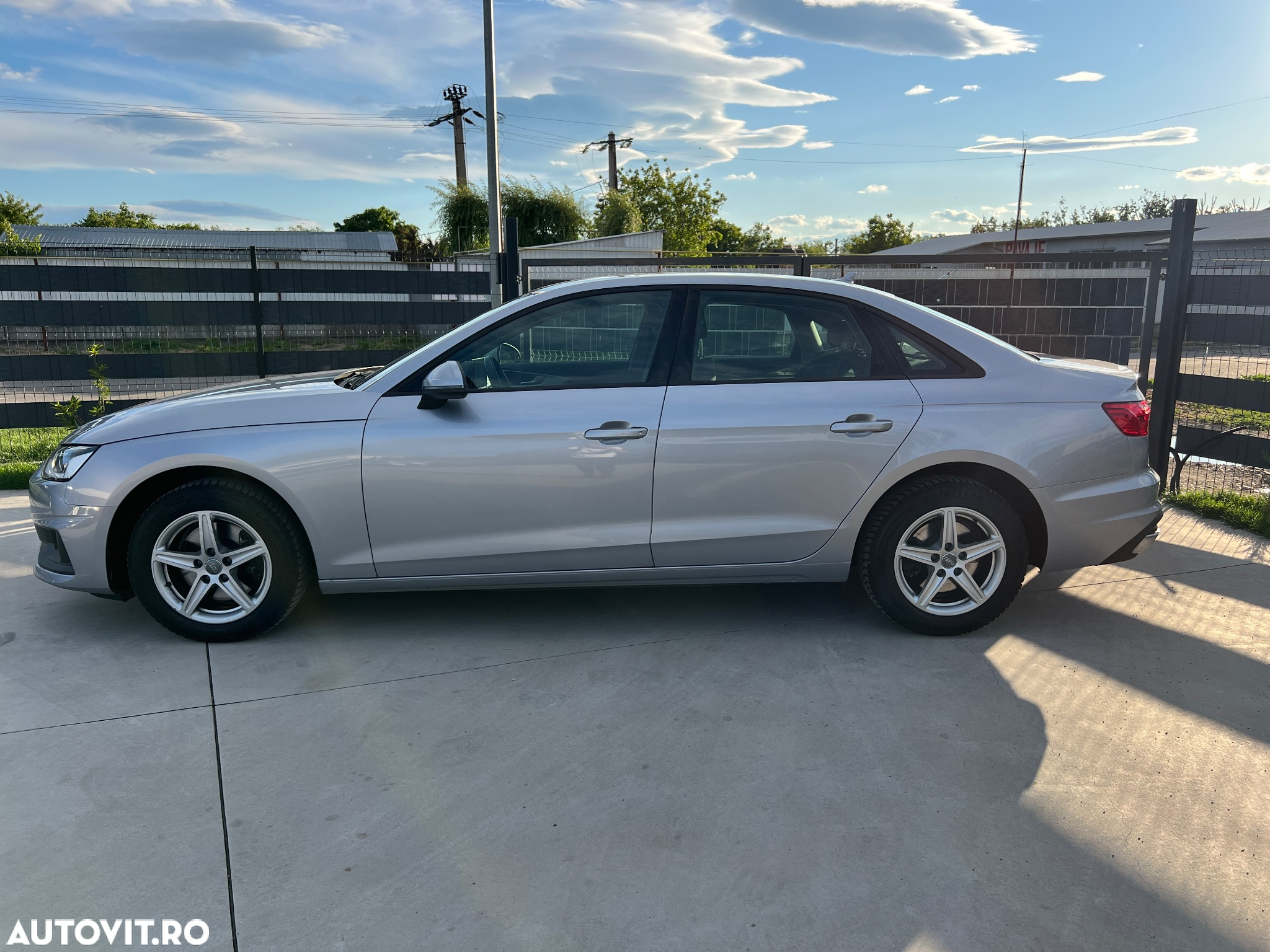 Audi A4 - 5