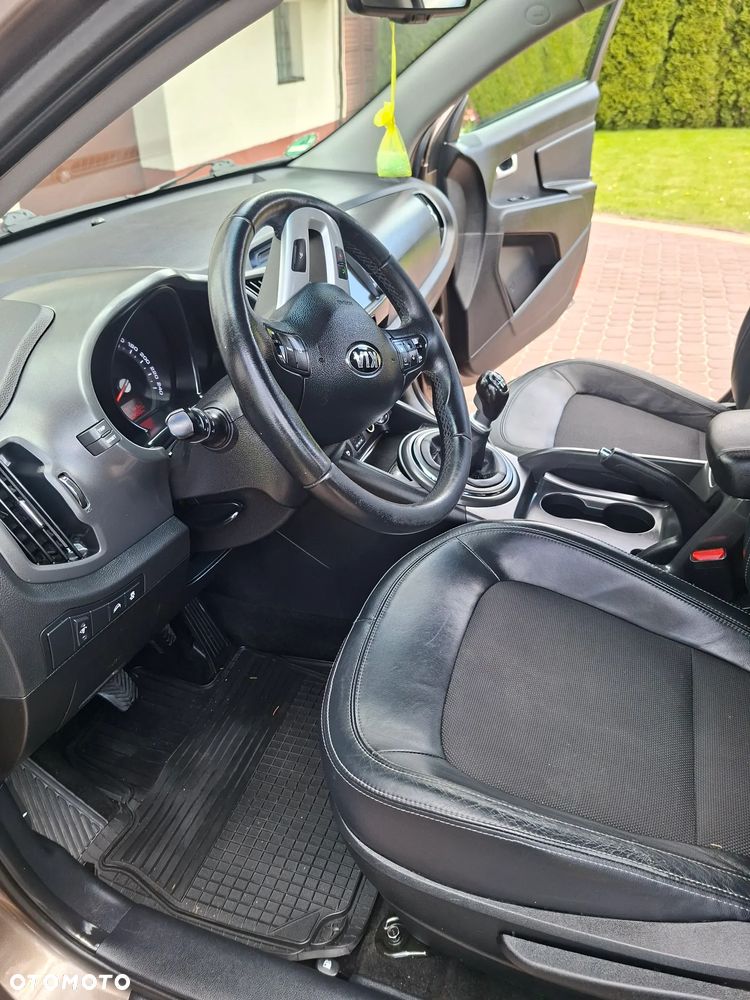 Kia Sportage 1.7 CRDI 2WD Spirit - 19