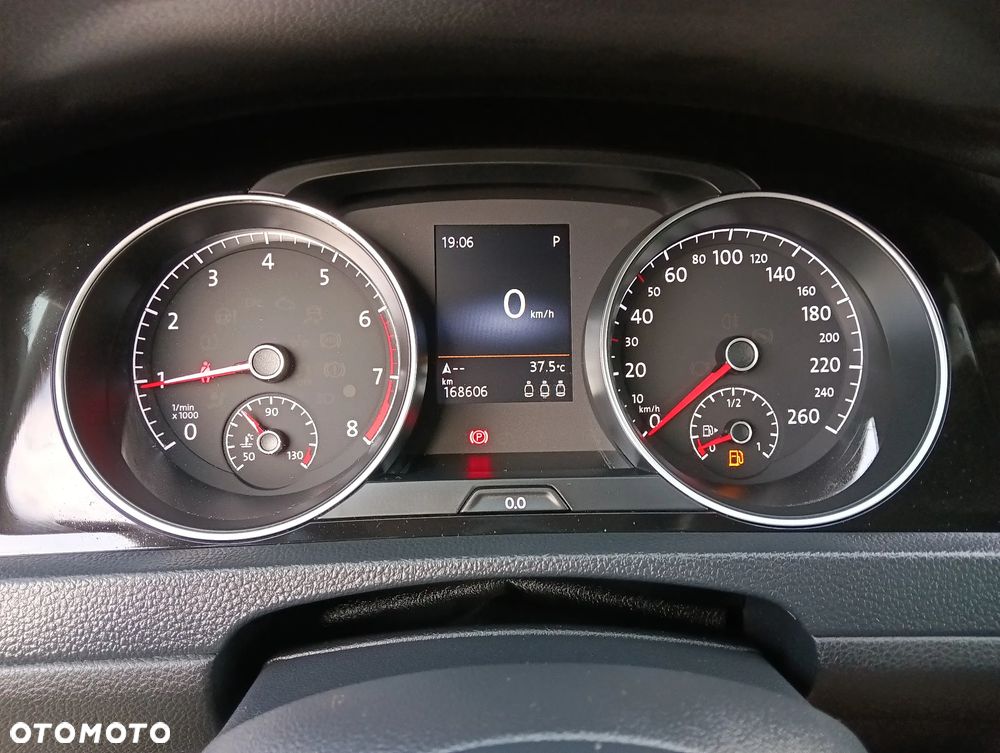 Volkswagen Golf 1.4 TSI BMT Highline DSG - 21