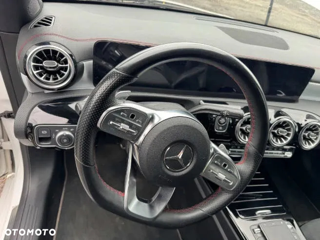 Mercedes-Benz CLA 200 d 4-Matic AMG Line 8G-DCT - 9