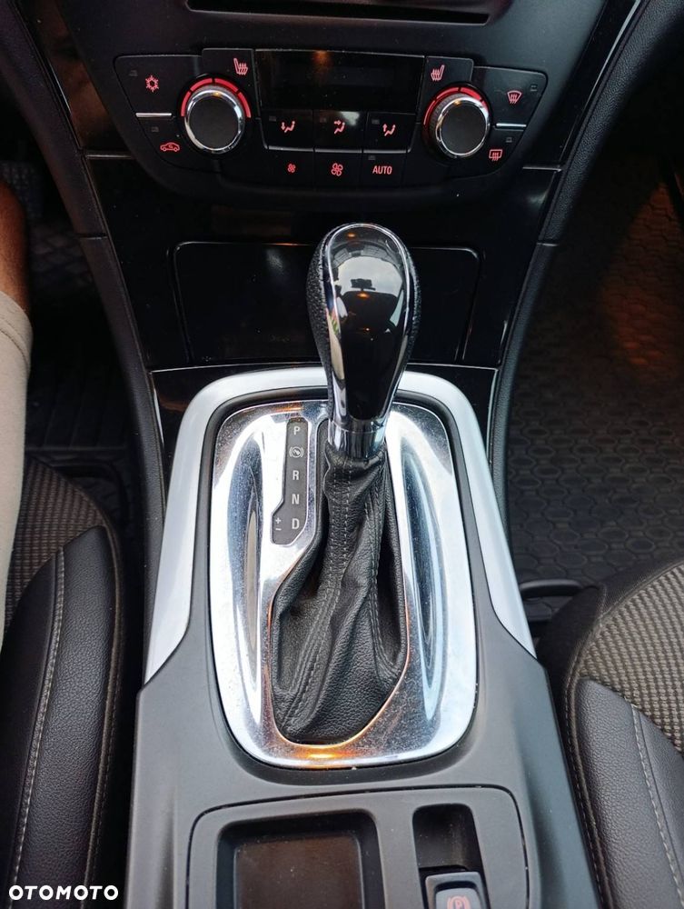 Opel Insignia 2.0 CDTI Edition - 9